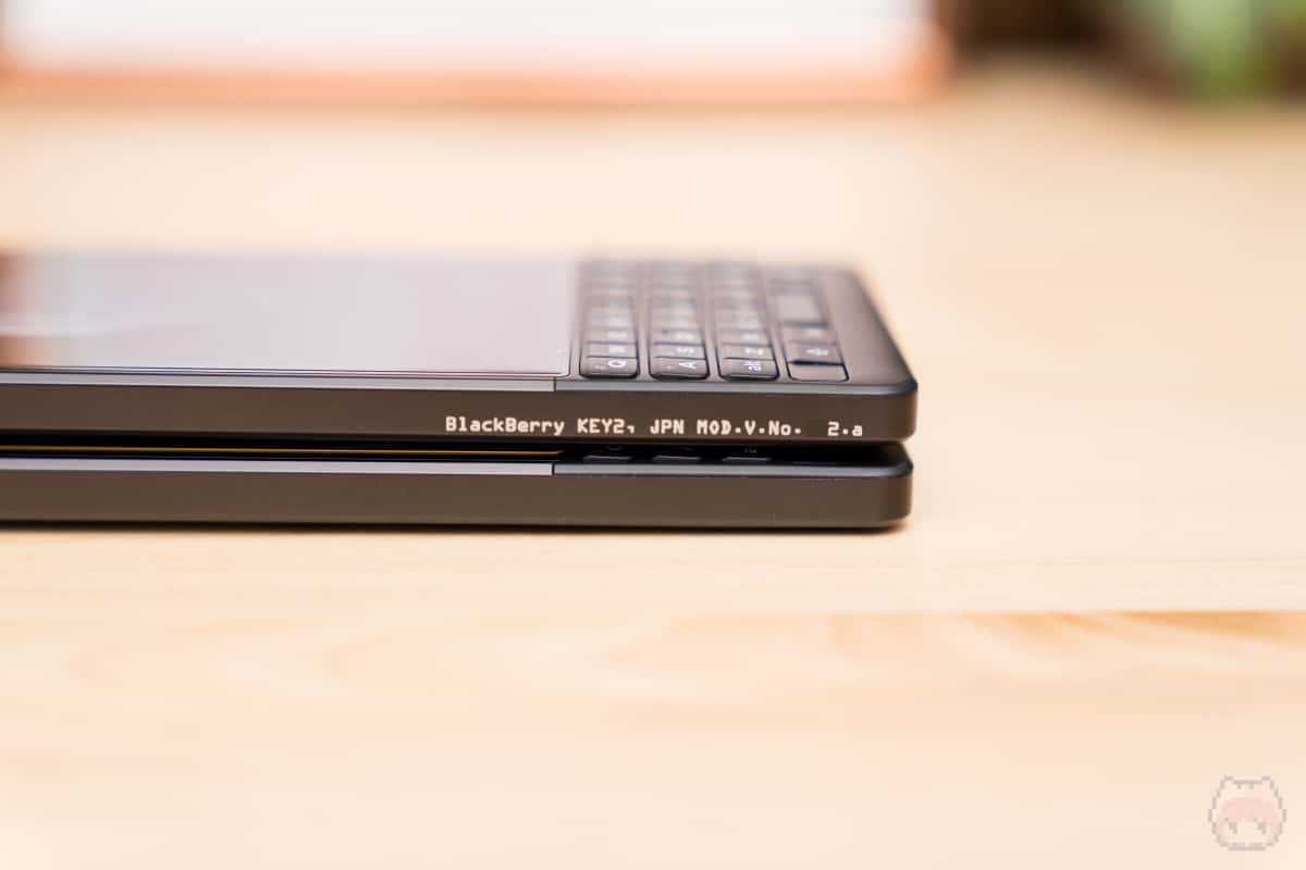BlackBerry KEY2 Last Editionには、特別仕様のシリアルナンバーが。