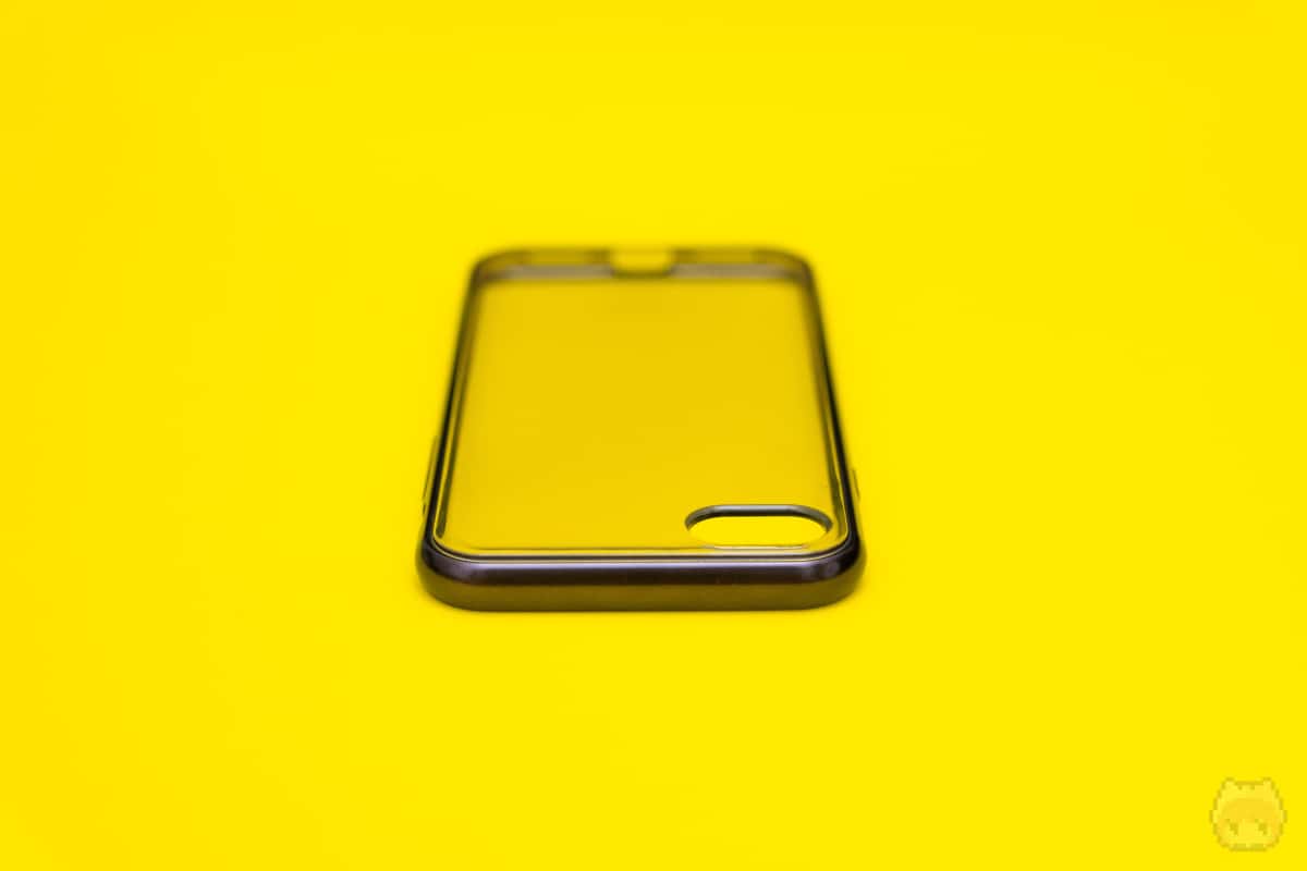 Vitros iPhone SE 2/8/7 Clear Case上面
