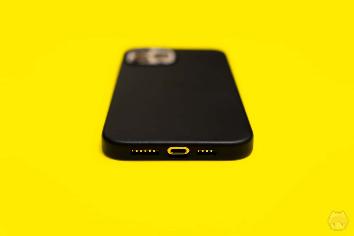 MagSafe対応iPhone 12 Pro Maxレザーケース
