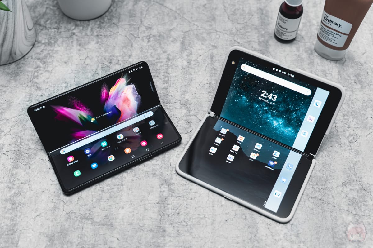 Galaxy Z Fold3 5G vs Surface Duo